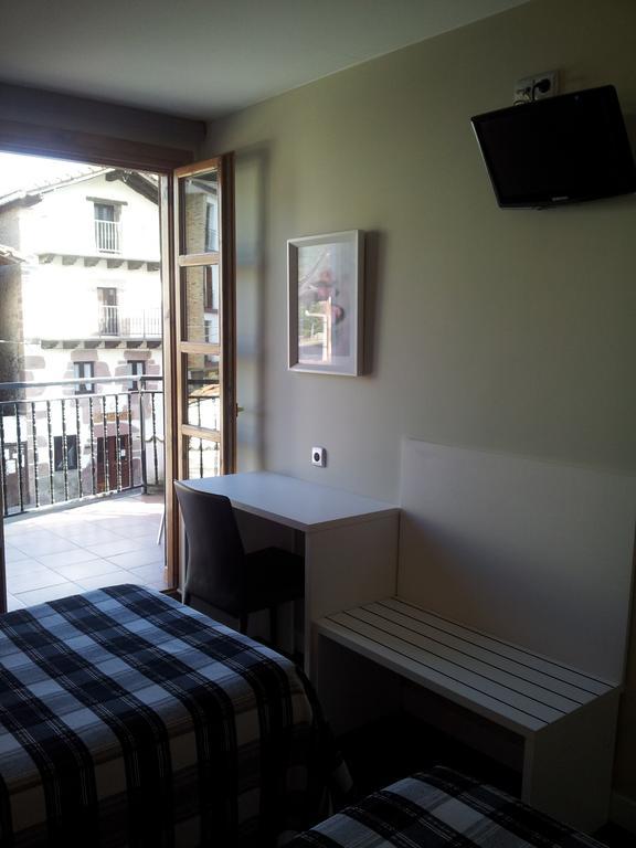 Hostal Ameztia Doneztebe Kamer foto