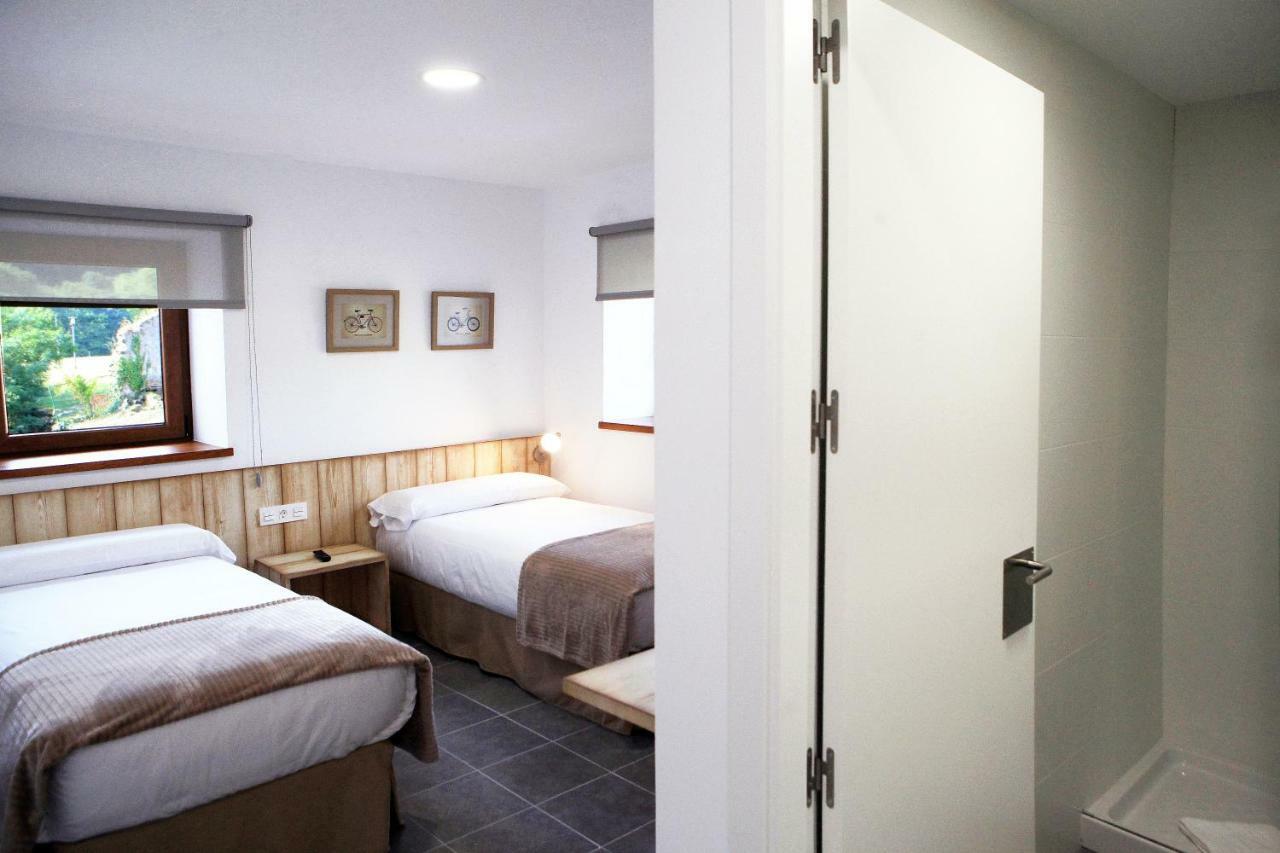 Hostal Ameztia Doneztebe Buitenkant foto