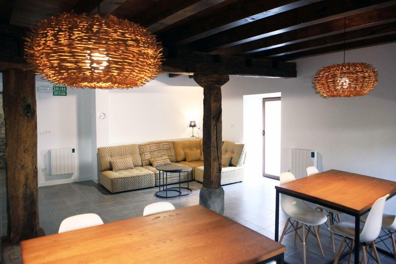 Hostal Ameztia Doneztebe Buitenkant foto